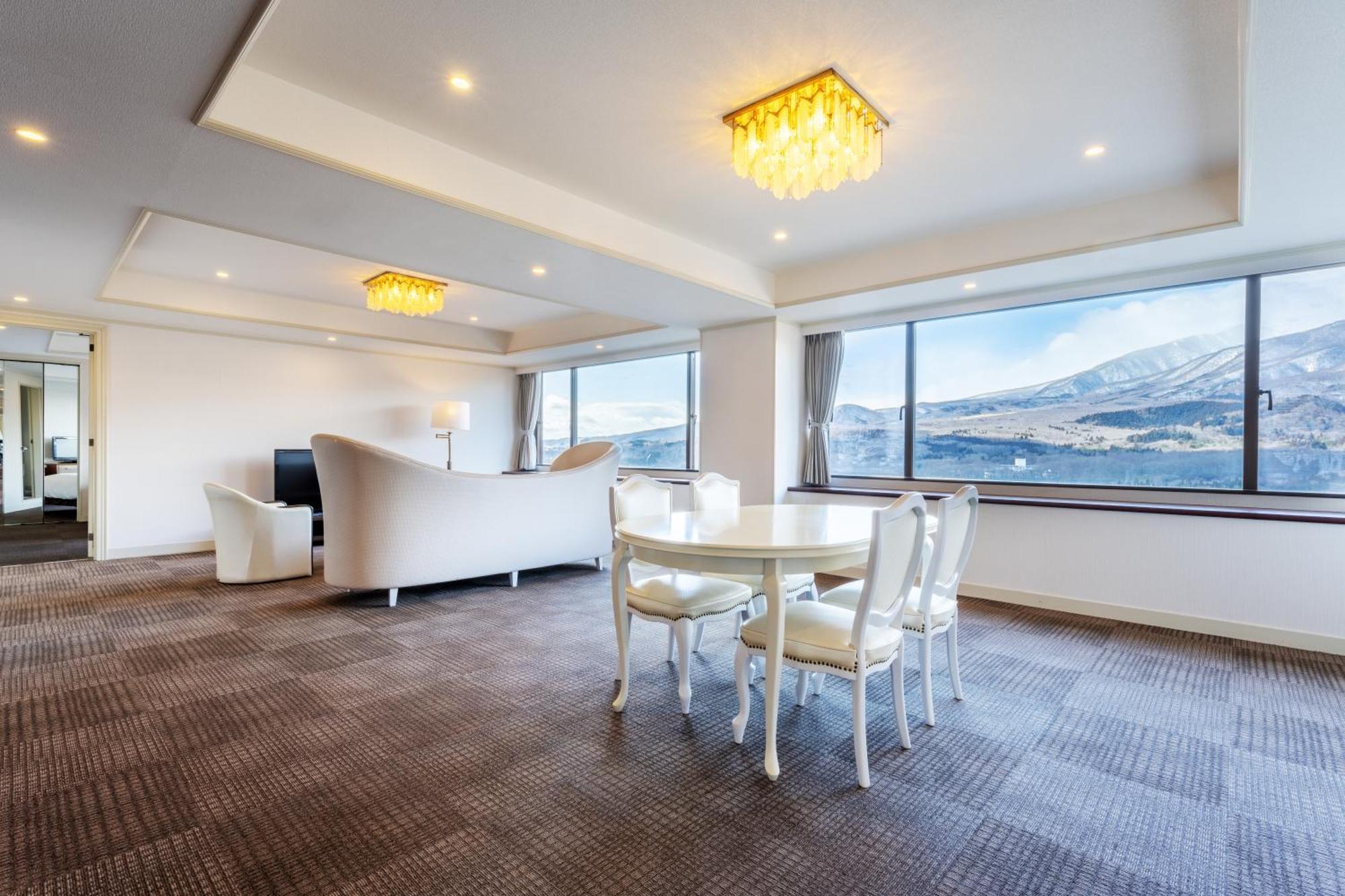Mercure Miyagi Zao Resort & Spa Экстерьер фото